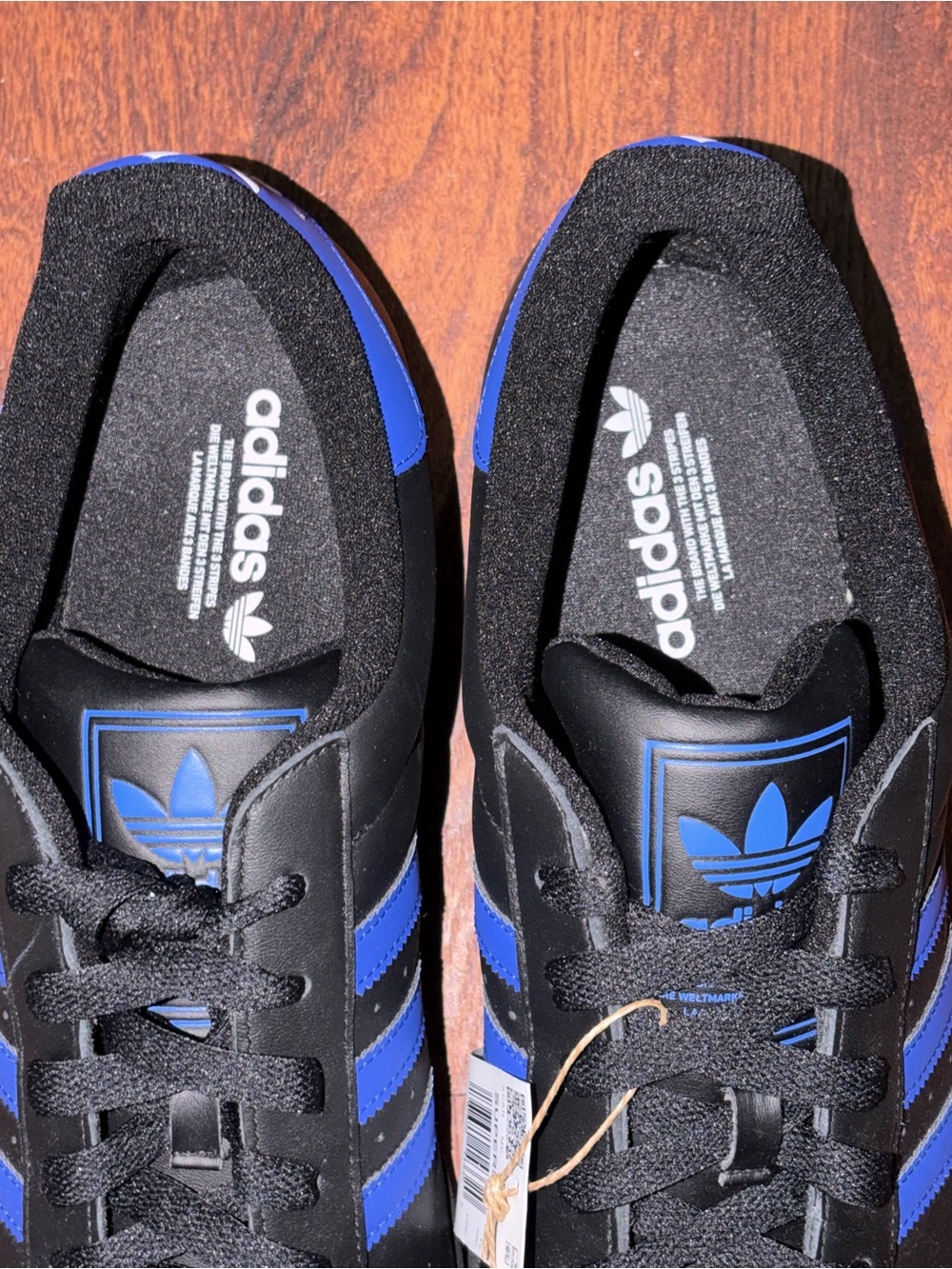 Adidas - Picture 5 of 9